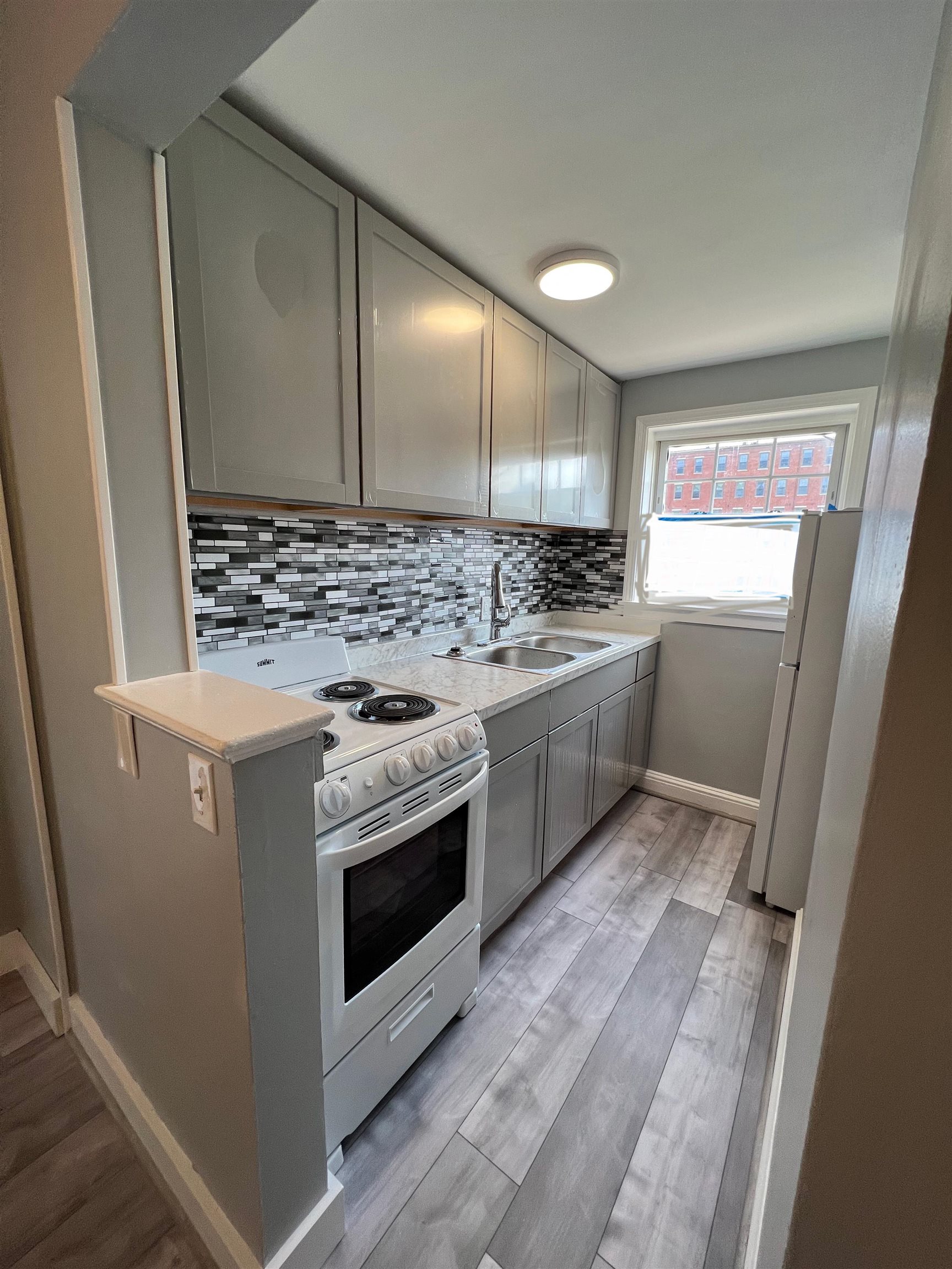 46 Main Street Somersworth, NH 03878 - Photo 1 of 19