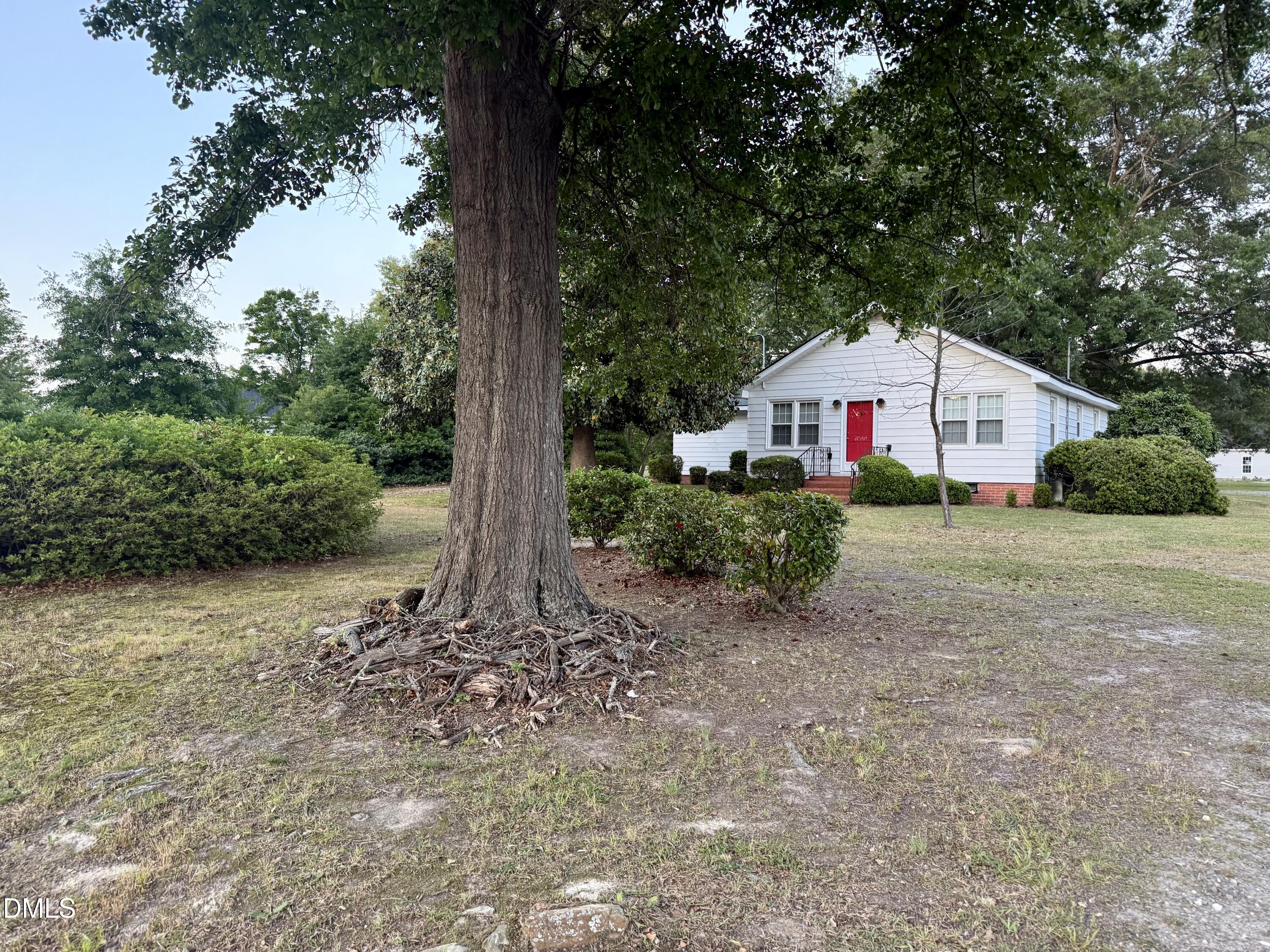 1439 Hill Road Smithfield, NC 27577 - Photo 2 of 6