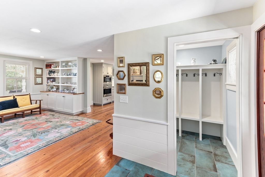 24 Pine Island Road Mattapoisett, MA 02739 - Photo 11 of 38