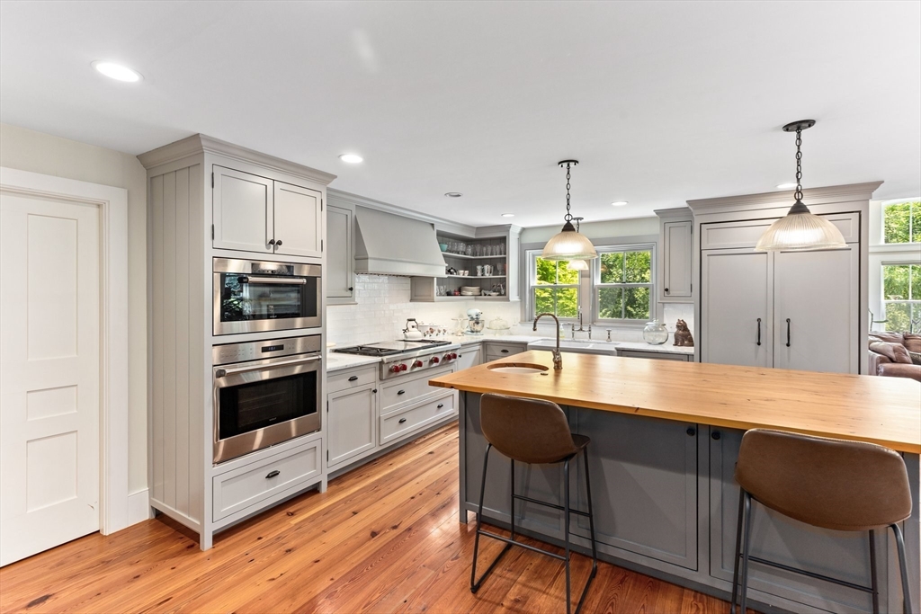 24 Pine Island Road Mattapoisett, MA 02739 - Photo 13 of 38