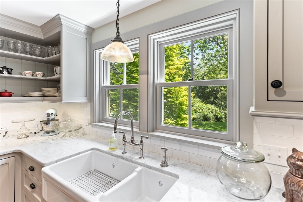 24 Pine Island Road Mattapoisett, MA 02739 - Photo 16 of 38