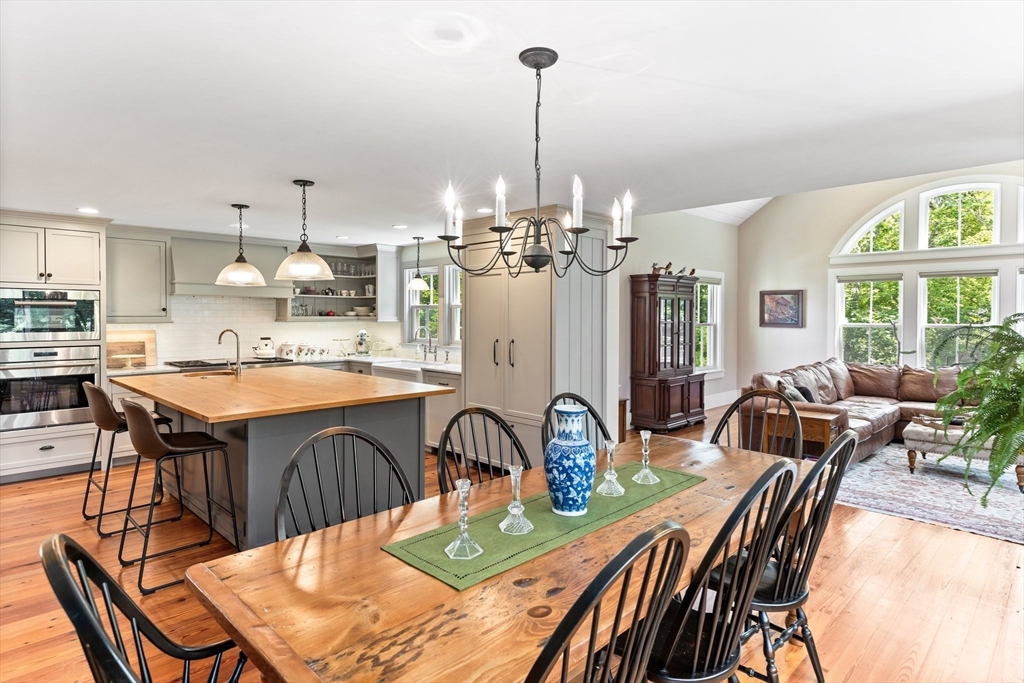 24 Pine Island Road Mattapoisett, MA 02739 - Photo 19 of 38