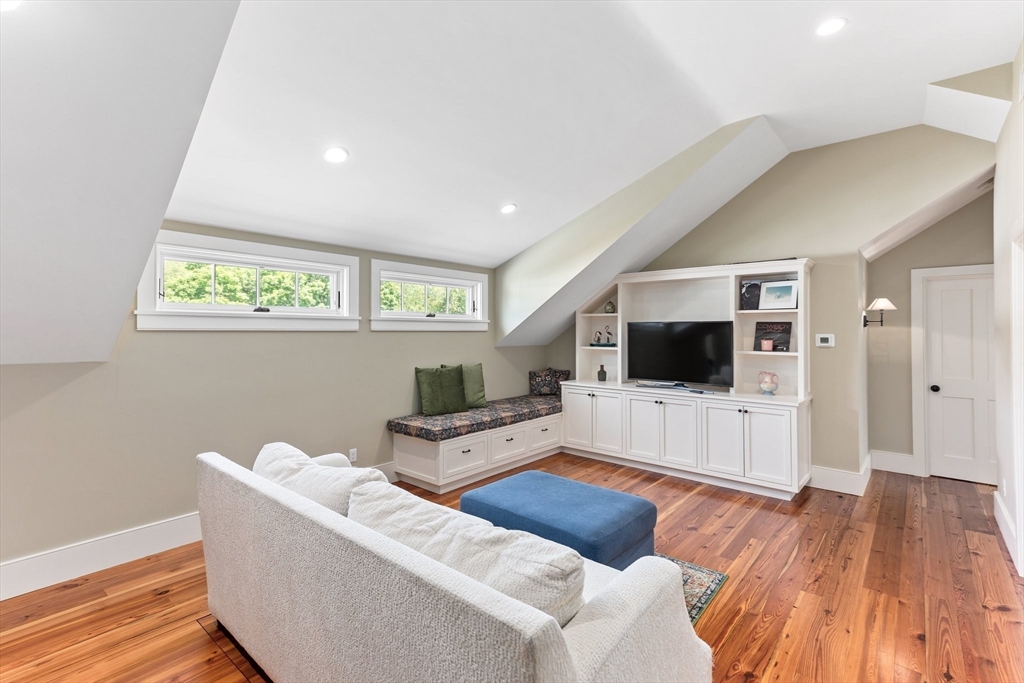 24 Pine Island Road Mattapoisett, MA 02739 - Photo 30 of 38