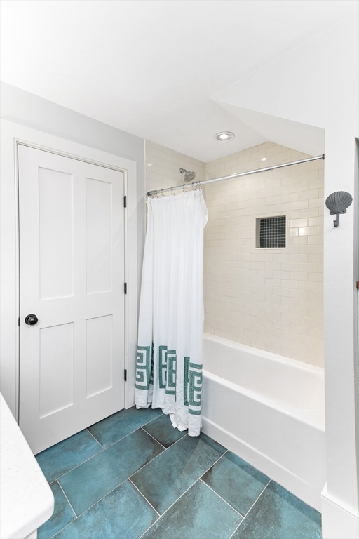 24 Pine Island Road Mattapoisett, MA 02739 - Photo 34 of 38