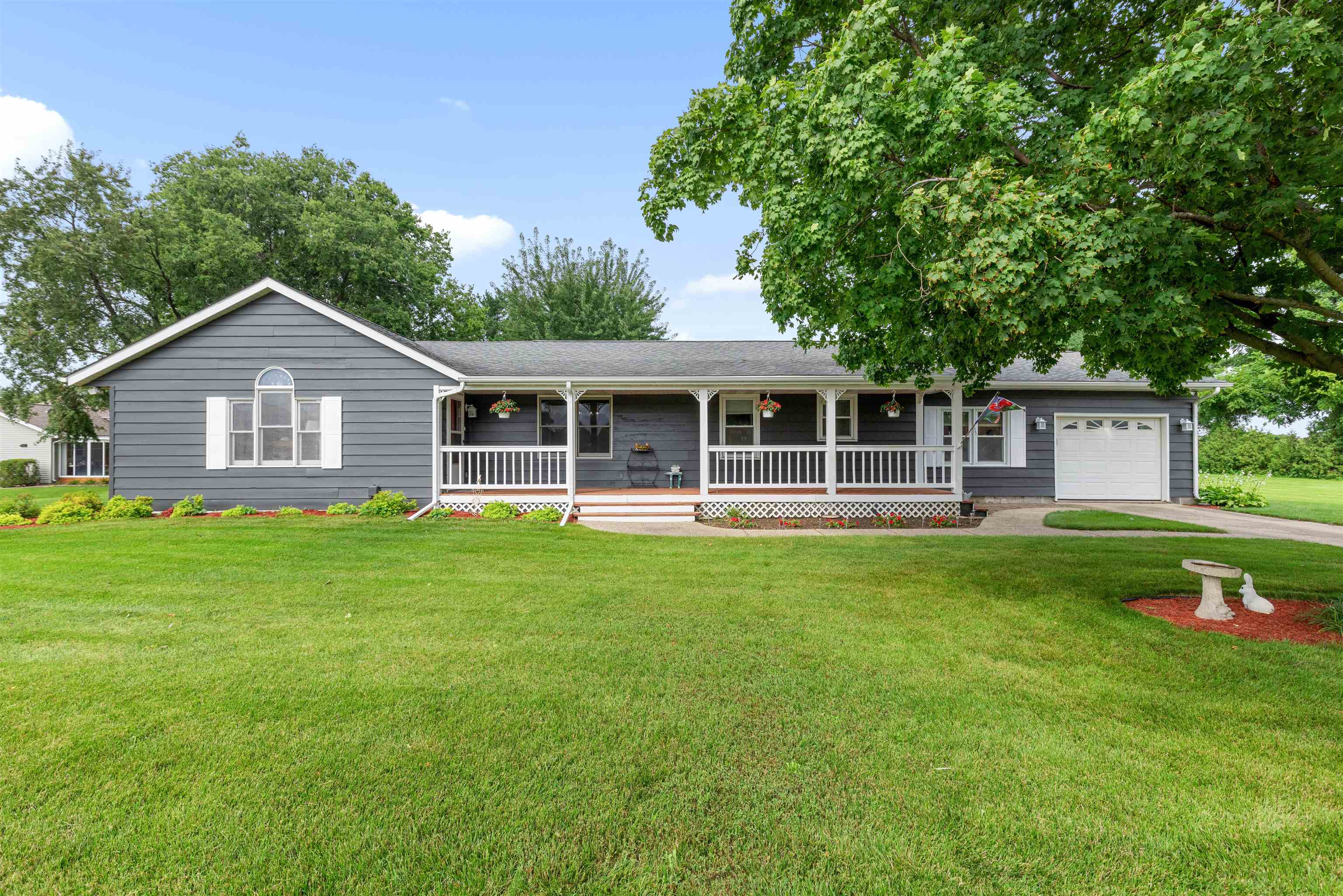 15212 Willowbrook Road South Beloit, IL 61080 - Photo 1 of 42 Gallery Image 1
