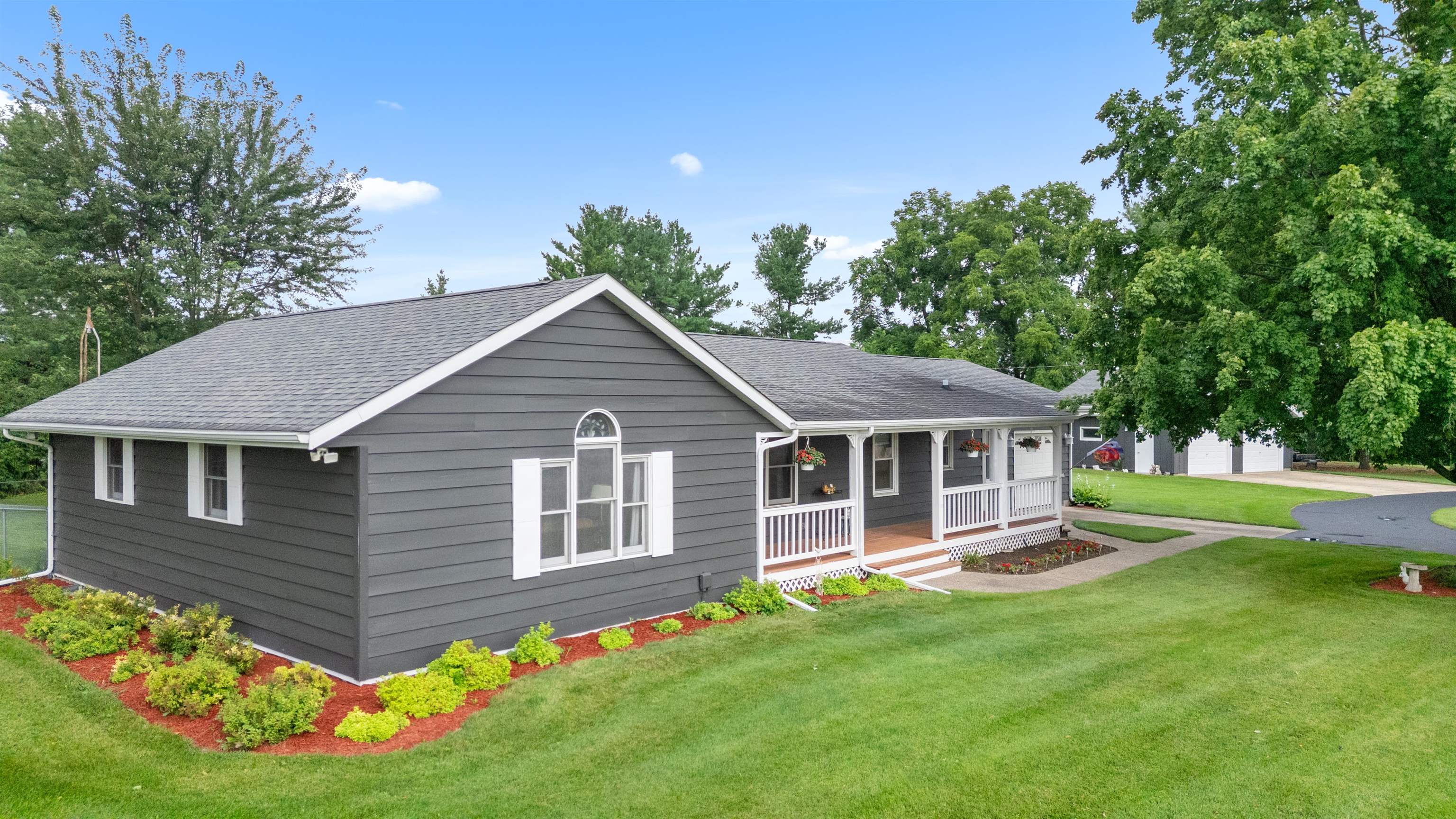 15212 Willowbrook Road South Beloit, IL 61080 - Photo 33 of 42 Gallery Image 33