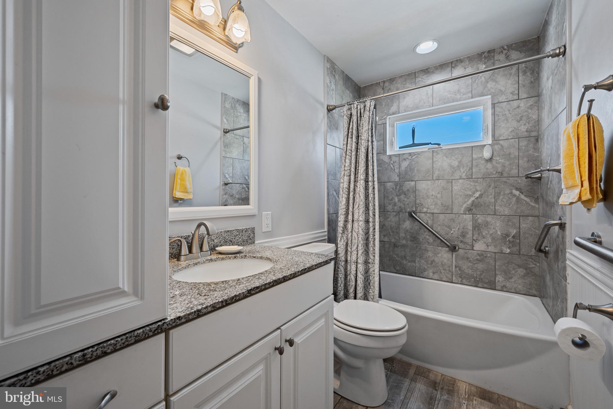 245 Candytuft Road Reisterstown, MD 21136 - Photo 19 of 40 Full bathroom recently updated