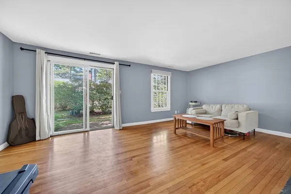 $4,000 | 68 Jericho Road, Unit 68, Weston, MA 02493