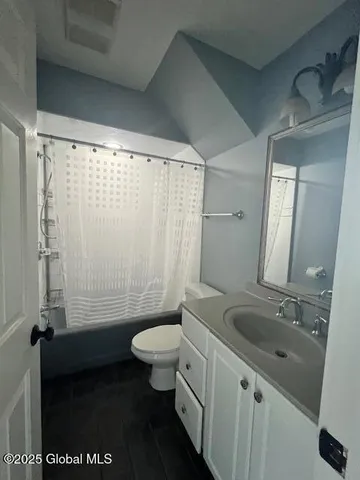 $4,700 | 12 Glennon Road, Colonie, NY 12110