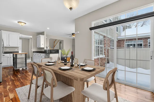 $325,000 | 234 Longview Drive, Elgin, IL 60124