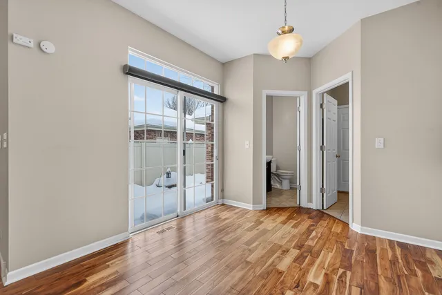 $325,000 | 234 Longview Drive, Elgin, IL 60124