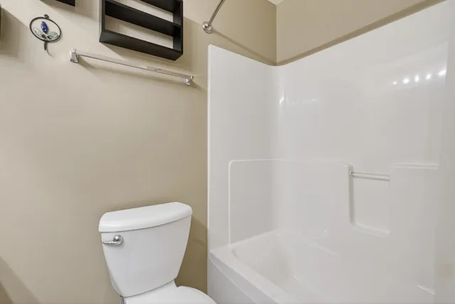 $325,000 | 234 Longview Drive, Elgin, IL 60124