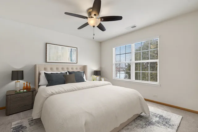 $325,000 | 234 Longview Drive, Elgin, IL 60124