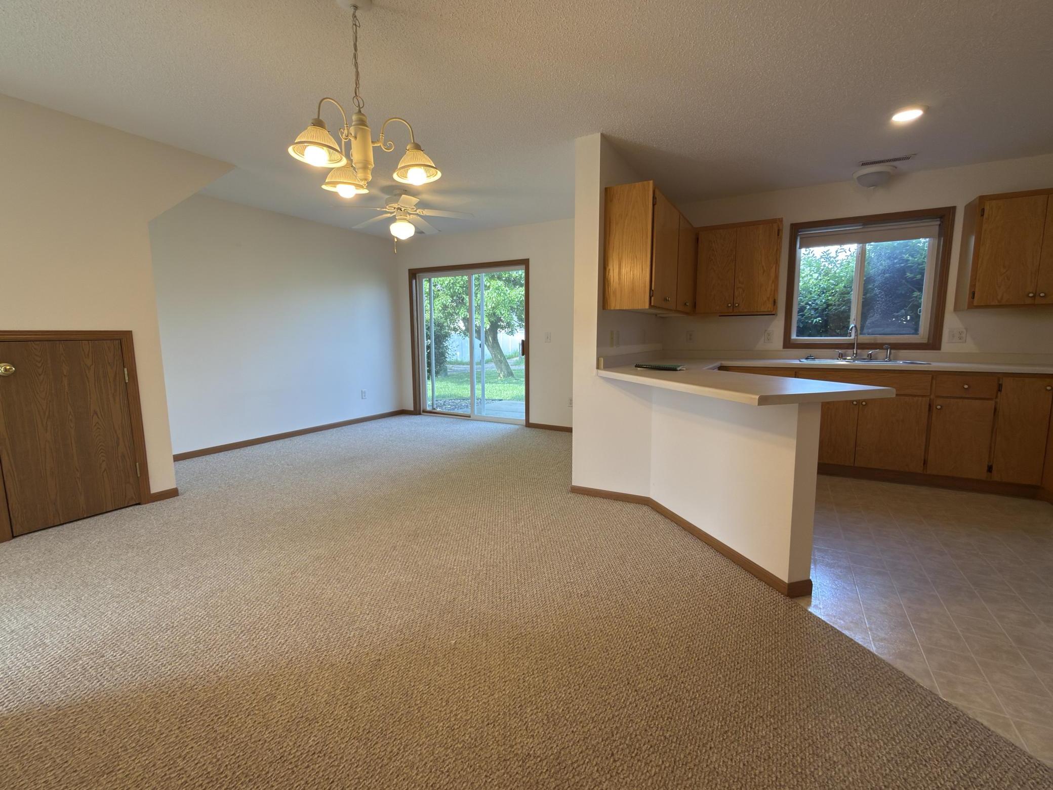 939 Cypress Road, Unit 25 St. Cloud, MN 56303 - Photo 5 of 12