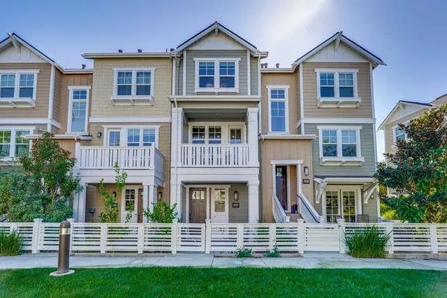 $1,298,800 | 2045 Atlas Loop, Mountain View, CA 94043