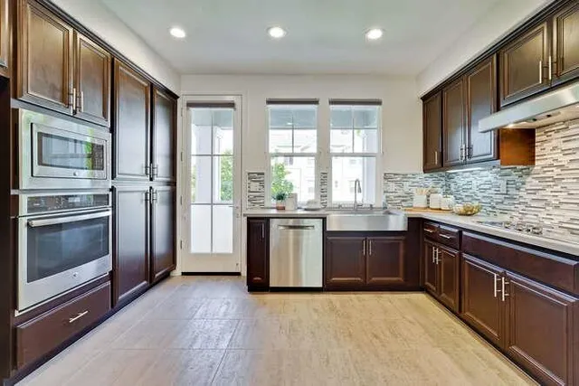 $1,298,800 | 2045 Atlas Loop, Mountain View, CA 94043