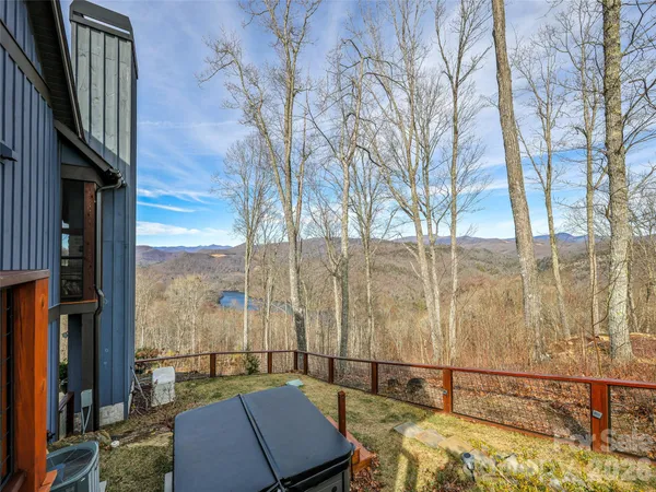 $2,000,000 | 1839 Grandview Drive, Tuckasegee, NC 28783