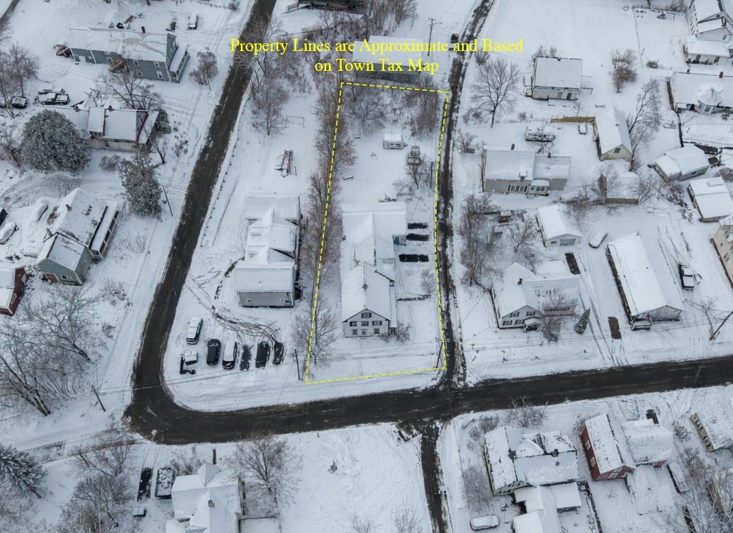 41 Ammonoosuc Street Haverhill, NH 03785 - Photo 2 of 43