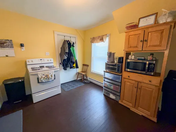 $275,000 | 41 Ammonoosuc Street, Haverhill, NH 03785