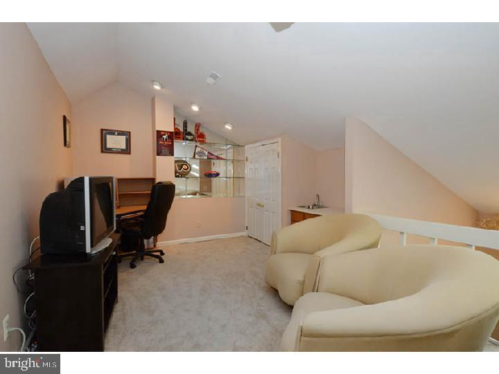 1606 Mountainview Drive Chesterbrook, PA 19087 - Photo 17 of 26 Loft