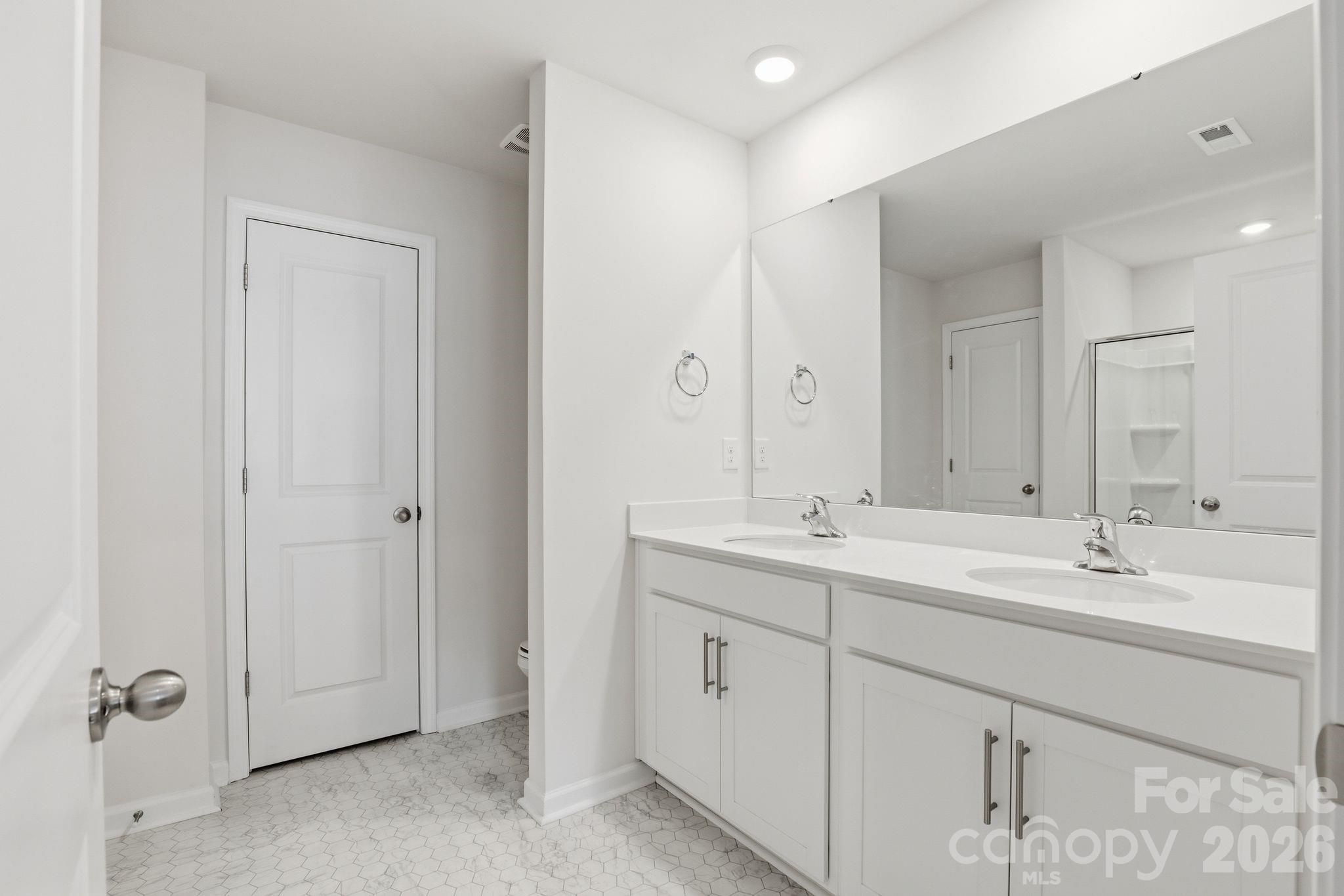 7109 North Mill Road Charlotte, NC 28216 - Photo 15 of 30 Gallery Image 15