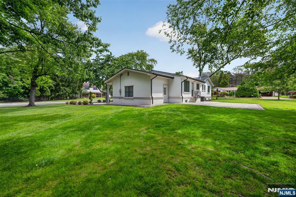 436 Ruckman Road Closter, NJ 07624 - Photo 33 of 33