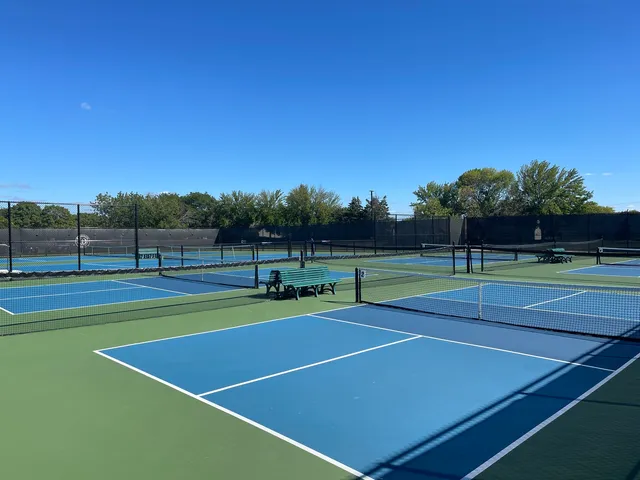 a view of a tennis court