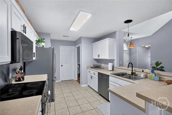 $2,450 | 833 Laurel Hill Circle, Richmond Hill, GA 31324