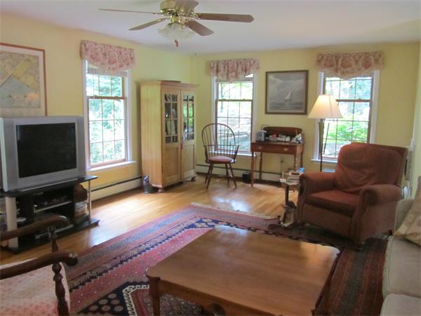 284 Liberty Square Road Boxborough, MA 01719 - Photo 6 of 18