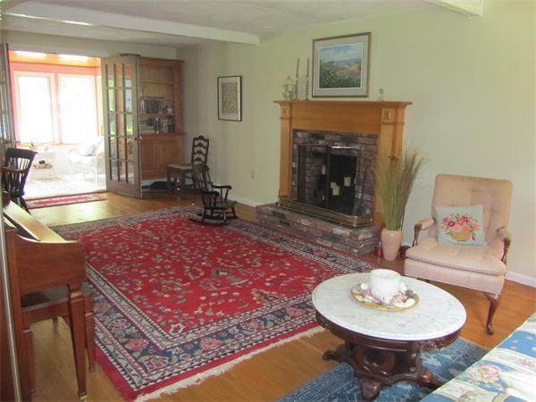 284 Liberty Square Road Boxborough, MA 01719 - Photo 9 of 18