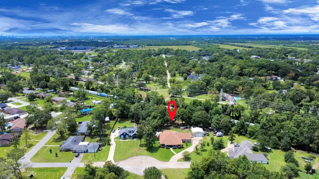 $669,999 | 6319 Nowlin Drive, Baytown, TX 77521