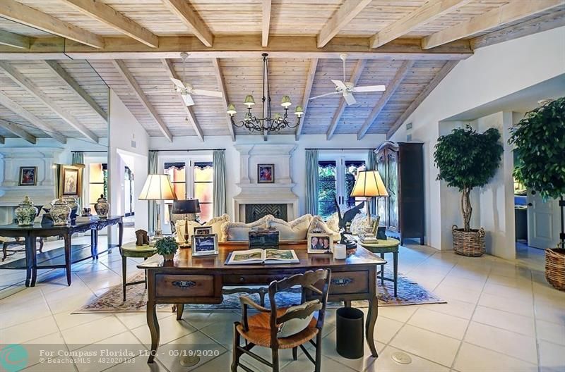 2401 Del Lago Drive Fort Lauderdale, FL 33316 - Photo 3 of 66