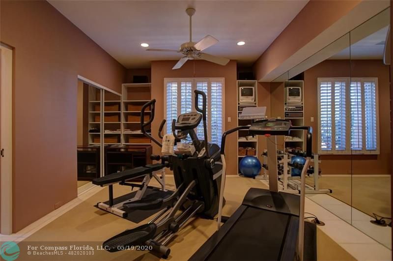 2401 Del Lago Drive Fort Lauderdale, FL 33316 - Photo 24 of 66