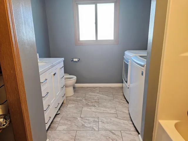 $323,000 | 1922 Amanda Drive, Reedsburg, WI 53959