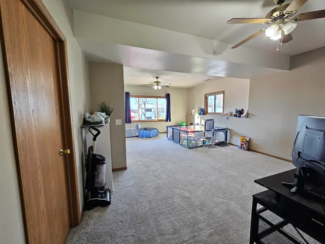 $323,000 | 1922 Amanda Drive, Reedsburg, WI 53959