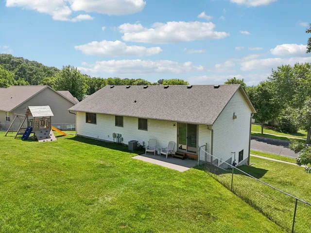 $323,000 | 1922 Amanda Drive, Reedsburg, WI 53959