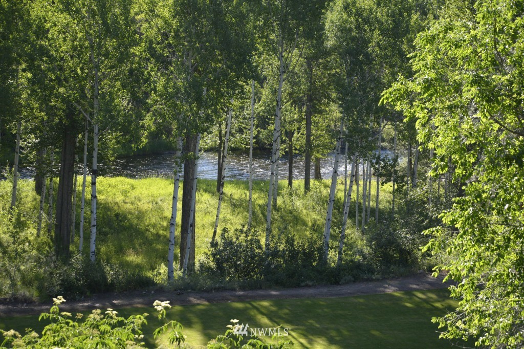 406 West Chewuch Road Winthrop, WA 98862 - Photo 3 of 25 Gallery Image 3