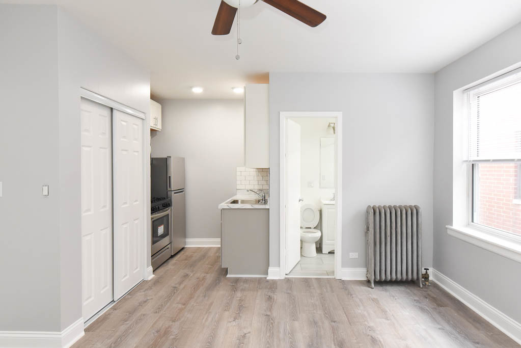 4241 North Kenmore Avenue, Unit 303 Chicago, IL 60613 - Photo 8 of 14