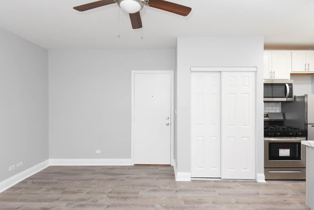 4241 North Kenmore Avenue, Unit 303 Chicago, IL 60613 - Photo 10 of 14