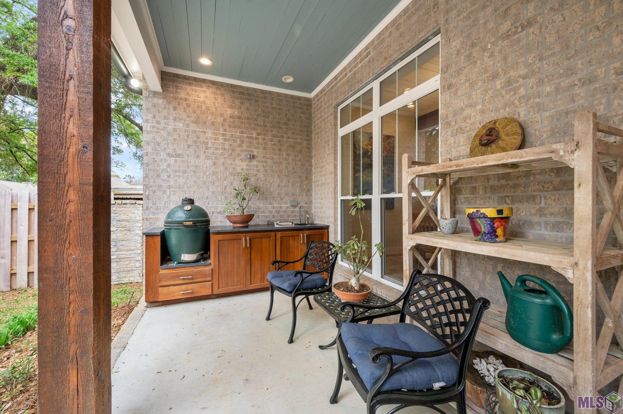 2020 Elissalde Street Baton Rouge, LA 70808 - Photo 8 of 32 Gallery Image 8
