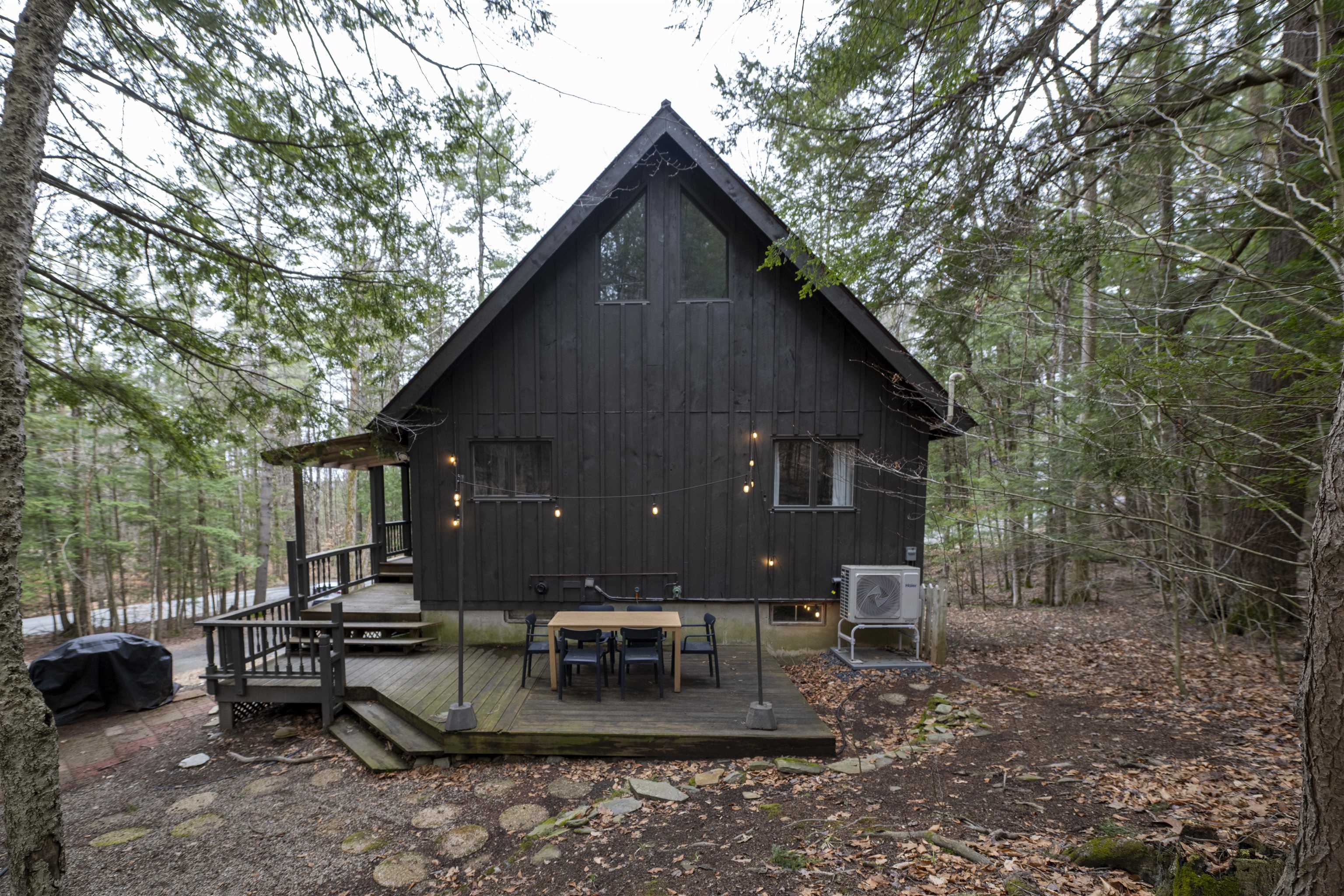 988 Old Quechee Road Hartford, VT 05059 - Photo 36 of 39