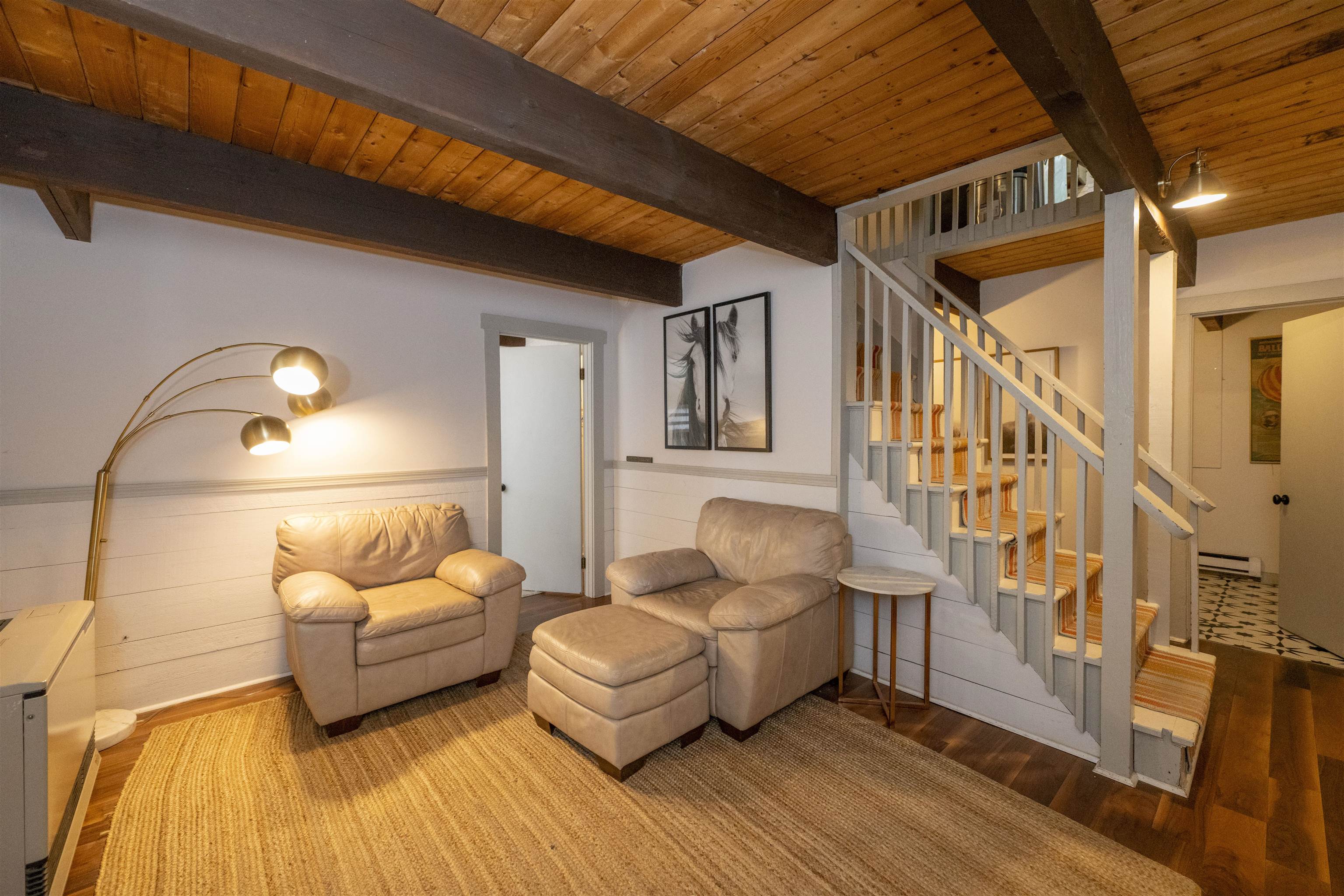 988 Old Quechee Road Hartford, VT 05059 - Photo 4 of 39