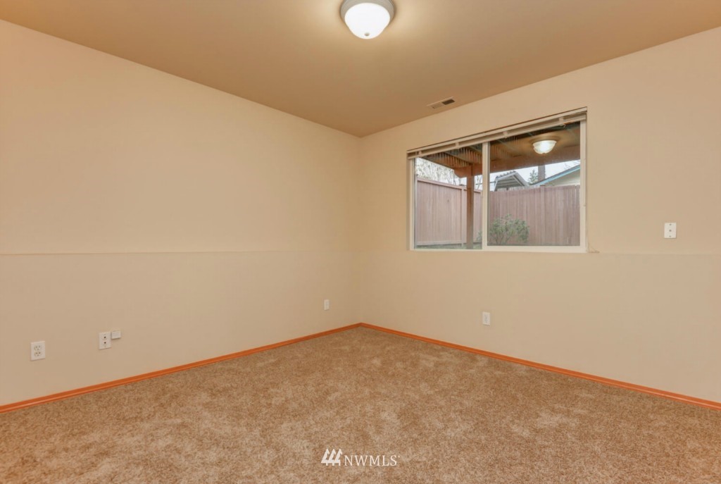 23 167th Place Southwest Bothell, WA 98012 - Photo 18 of 25