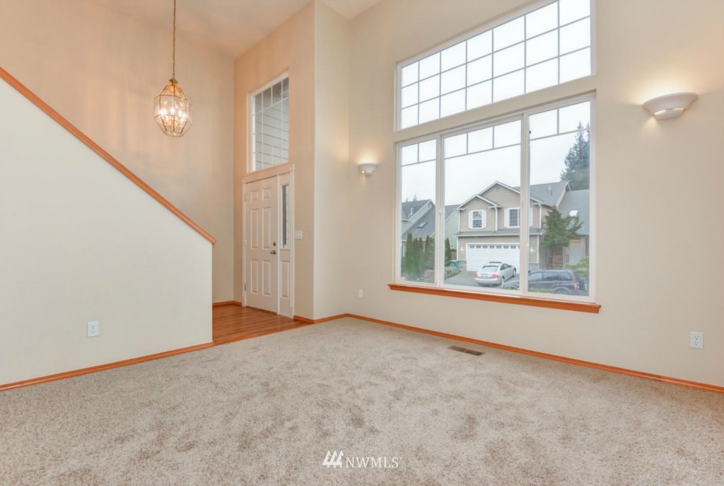 23 167th Place Southwest Bothell, WA 98012 - Photo 5 of 25