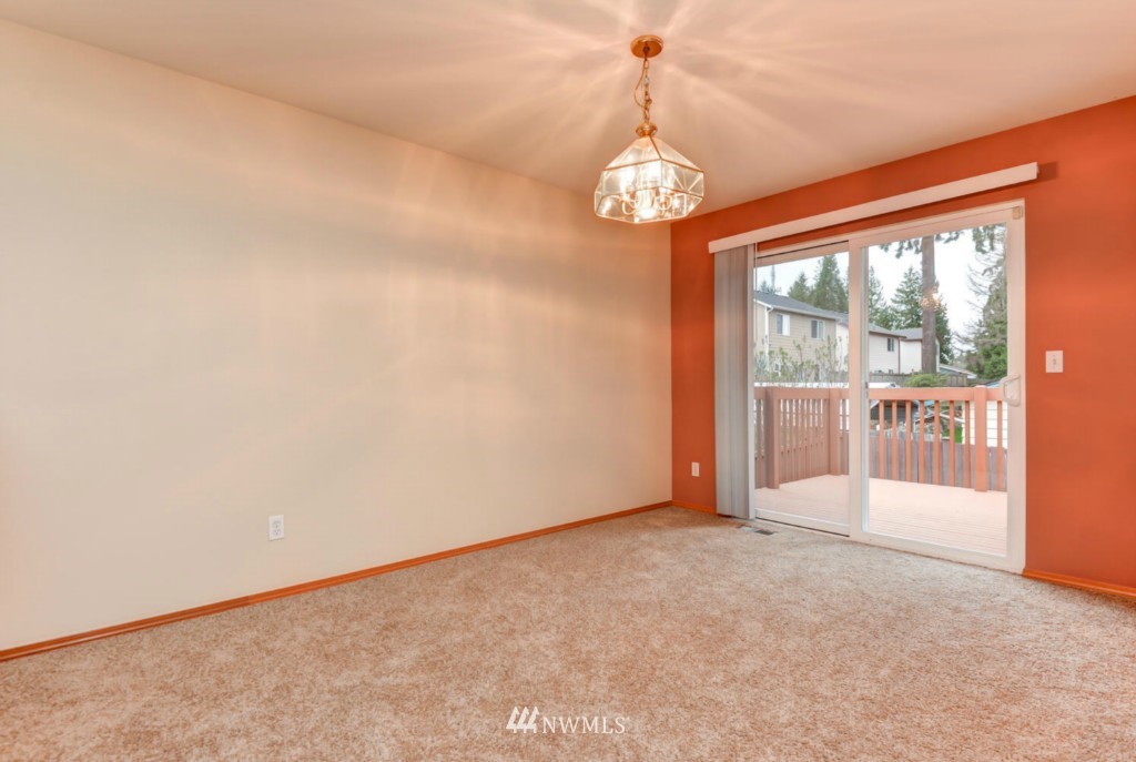 23 167th Place Southwest Bothell, WA 98012 - Photo 6 of 25