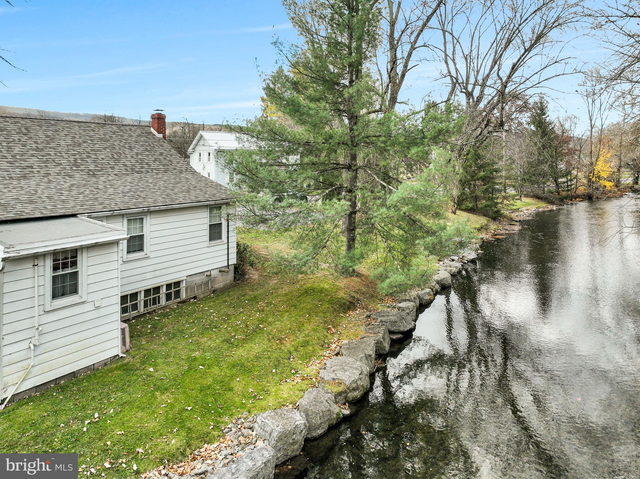 316 Pine Road Mount Holly Springs, PA 17065 - Photo 11 of 48