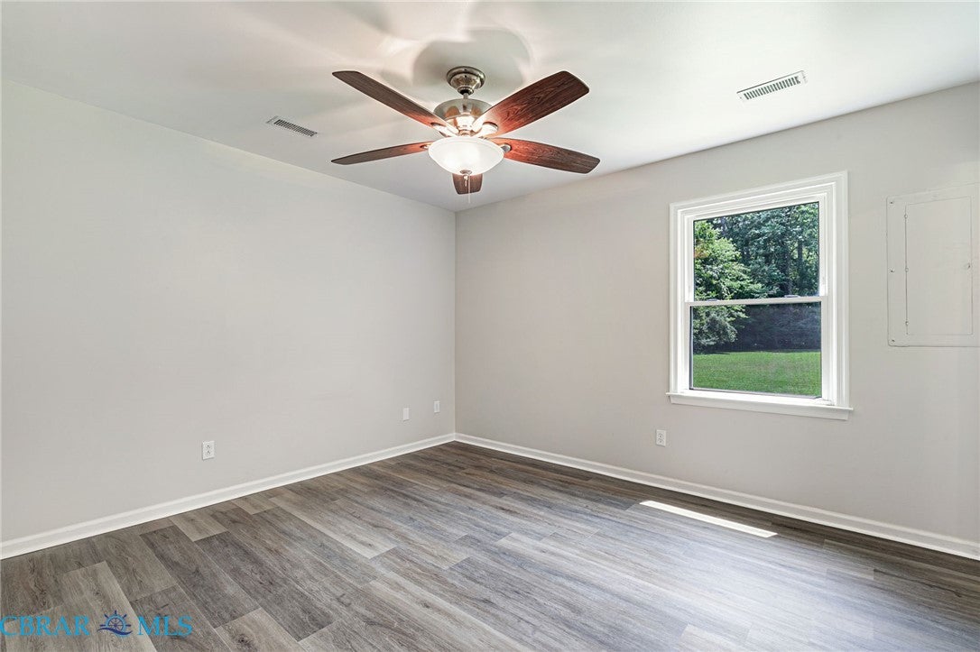 78 Hunts Road Port Haywood, VA 23138 - Photo 17 of 33 Gallery Image 17