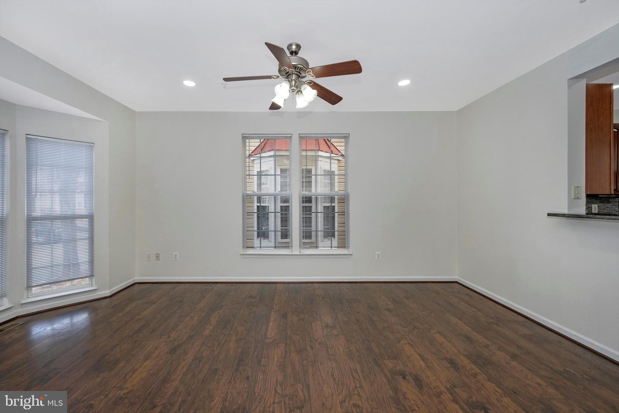 13924 Lullaby Road Germantown, MD 20874 - Photo 16 of 54 ANOTHER VIEW LIVING RM