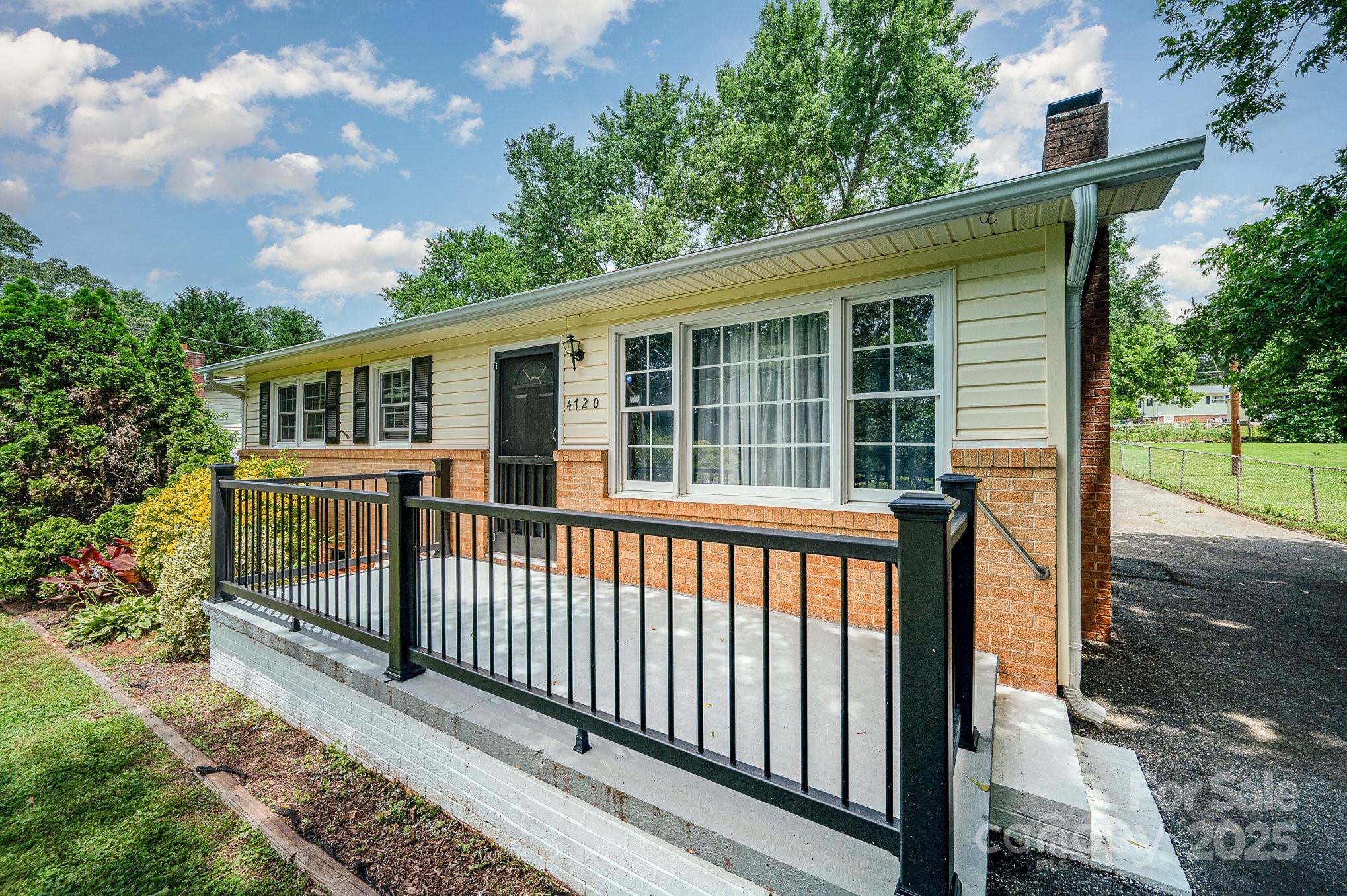 4720 Randleman Road Conover, NC 28613 - Photo 5 of 29