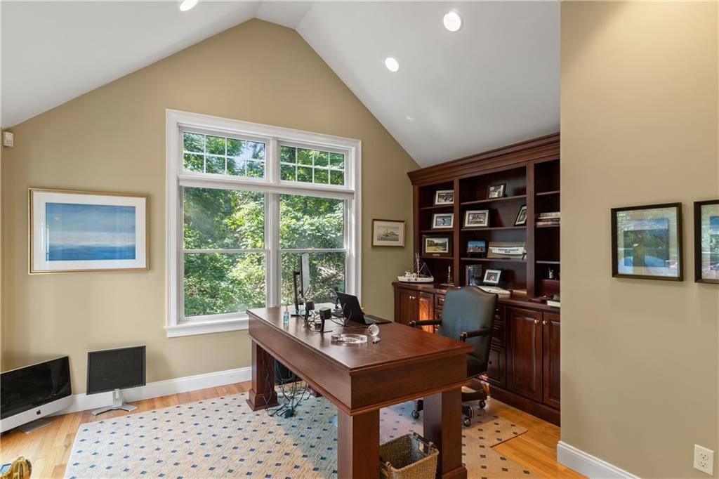 1 Puddingstone Lane Westport, MA 02790 - Photo 17 of 49